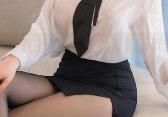 秀人网 – 双笙Alina白丝写真新鲜出炉，连我的屏幕都好想拧一拧
