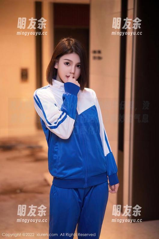 秀人网 - 徐莉芝Booty和她的牛仔裤，没想到一组图片能散发出这么多微妙的气息，入口即化！