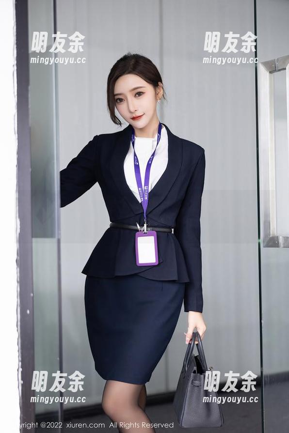 秀人网 - 旗袍是个体重计？温妮的无圣光写真让人忽略一切！