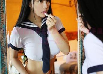 美媛馆 – 有多少模特能像李七喜那样——穿上水手服就能让海洋为之一震？