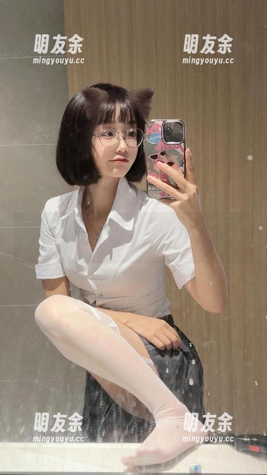 胜利的小生活 微密圈 - 胜利的小生活与JK写真集,颜值与资源一网打尽!