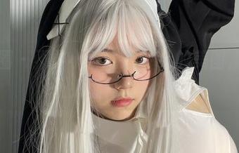 微密圈 – 不要小看葱油饼er的美图，浅紫让人想再来一块！