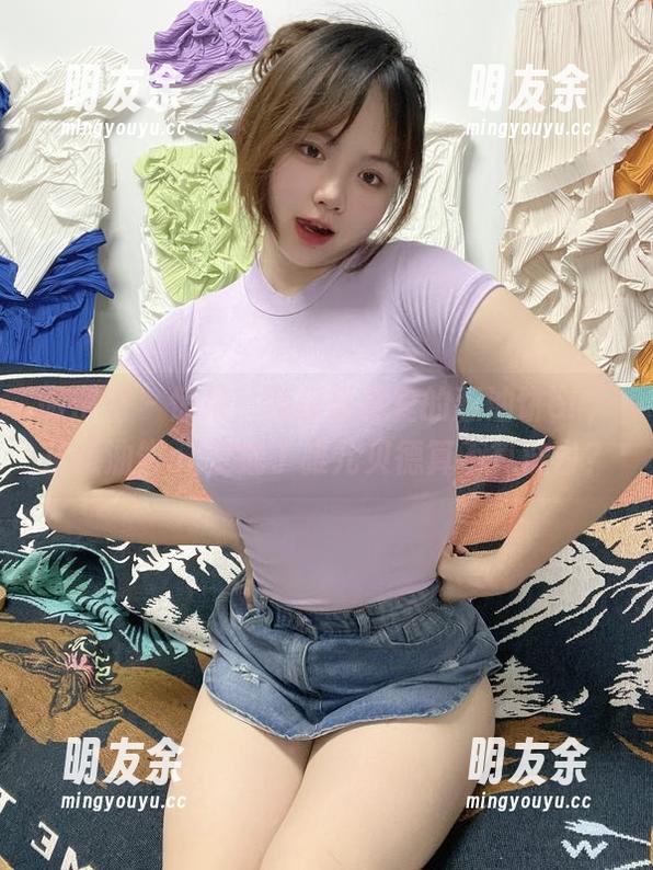 微密圈 - 惊呆！网盘写真里的葱油饼er，从葱油饼er变成了雅儿贝德算不算洗白？