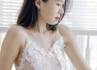 轰趴猫 – 教室，艾小青版的教科书——精致壁纸随便拿！