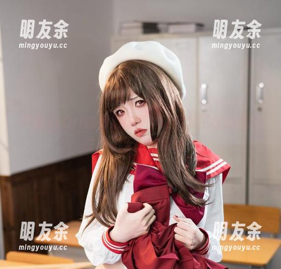 阿薰kaOri的御姐造型，让我对图库的选择生出了无限的遐想。