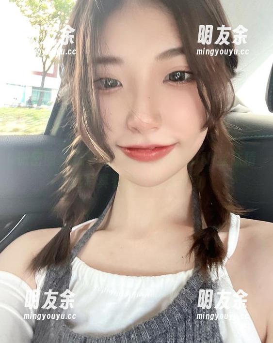 微密圈 - 抚平的曲线，陈妮妮UNI丝袜精选写真看得人蠢蠢欲动