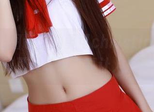 青豆客 – 图包里的黄可christine，职业装穿出的那股味道，真让人挪不开眼。