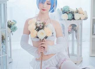 翻阅面饼仙儿的摄影快门，原图中大象兔女郎究竟是谁？
