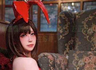 分享黑白御猫最新力作，赫敏上线，反正又不止我一个在好奇。